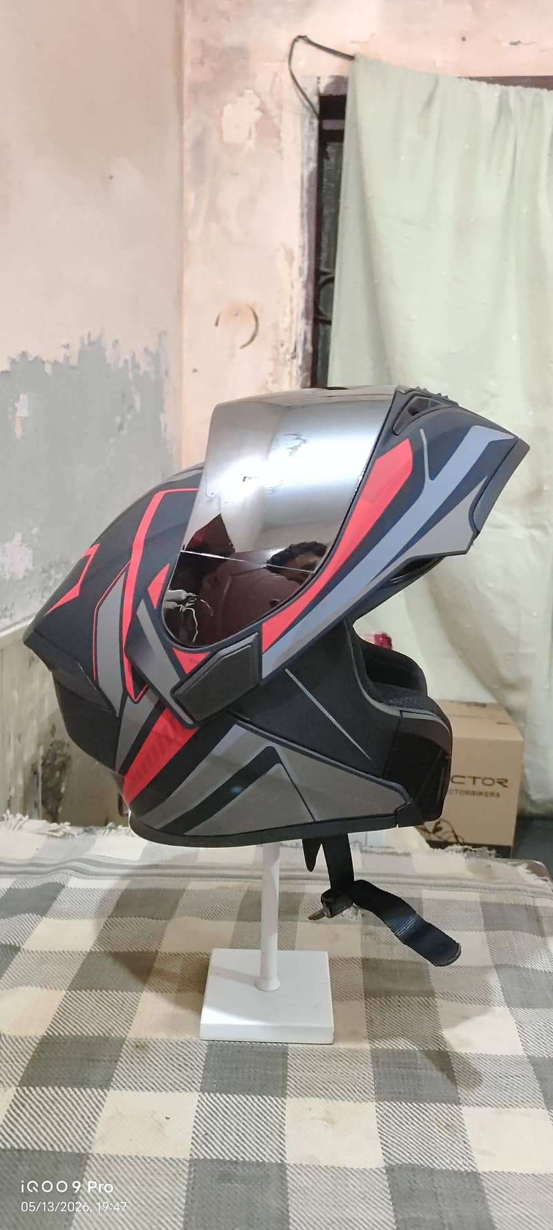 vector03085470942 0