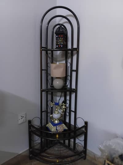 urgent decoration Iron Stand with glass for sale