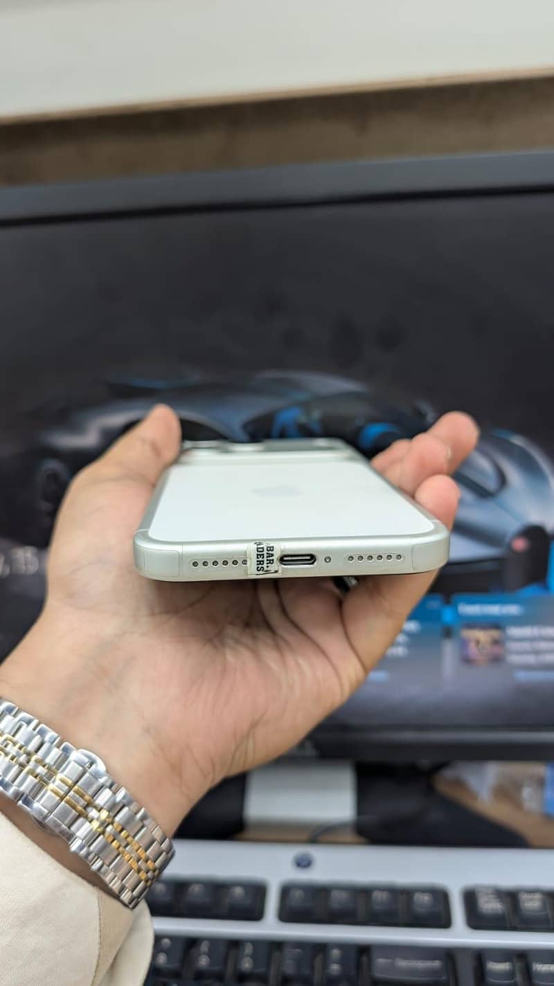 Apple iPhone 17 Pro Max 2