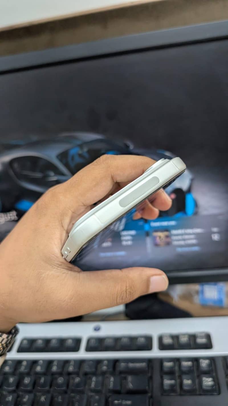 Apple iPhone 17 Pro Max 6
