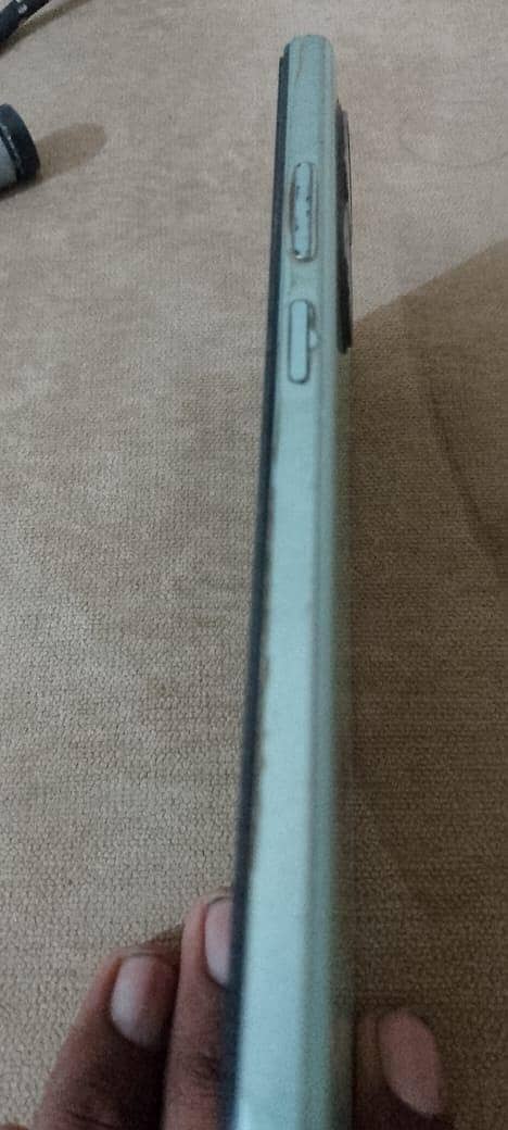 OPPO A76 3