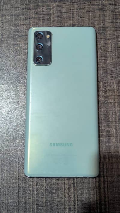 Samsung Mobile S20 FE
