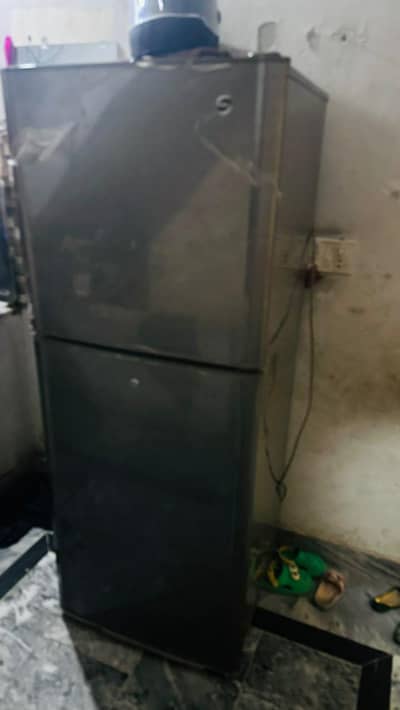 please fridge aregnt sale