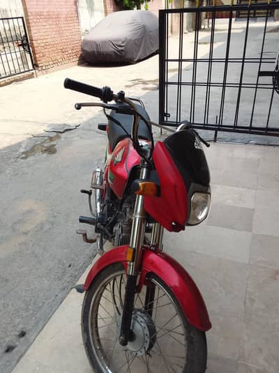 Honda 70 dream model 24
