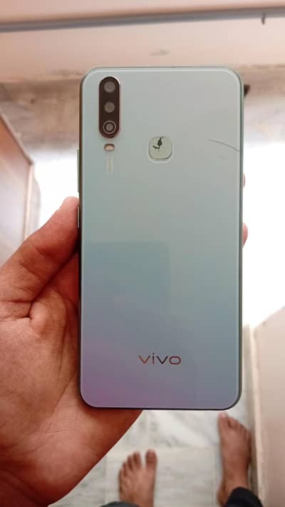 Vivo Y17