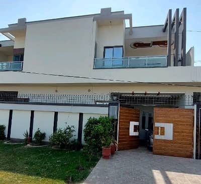 Double Storey 5 Marla House Available In Officers Town For Sale