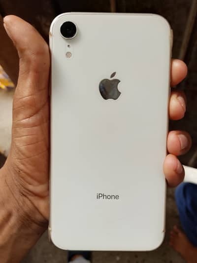 Apple iPhone XR factory unlock 64gb