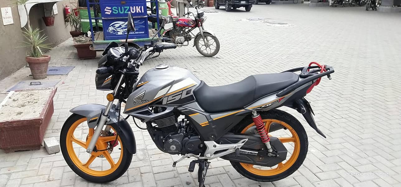 CB 150f 1