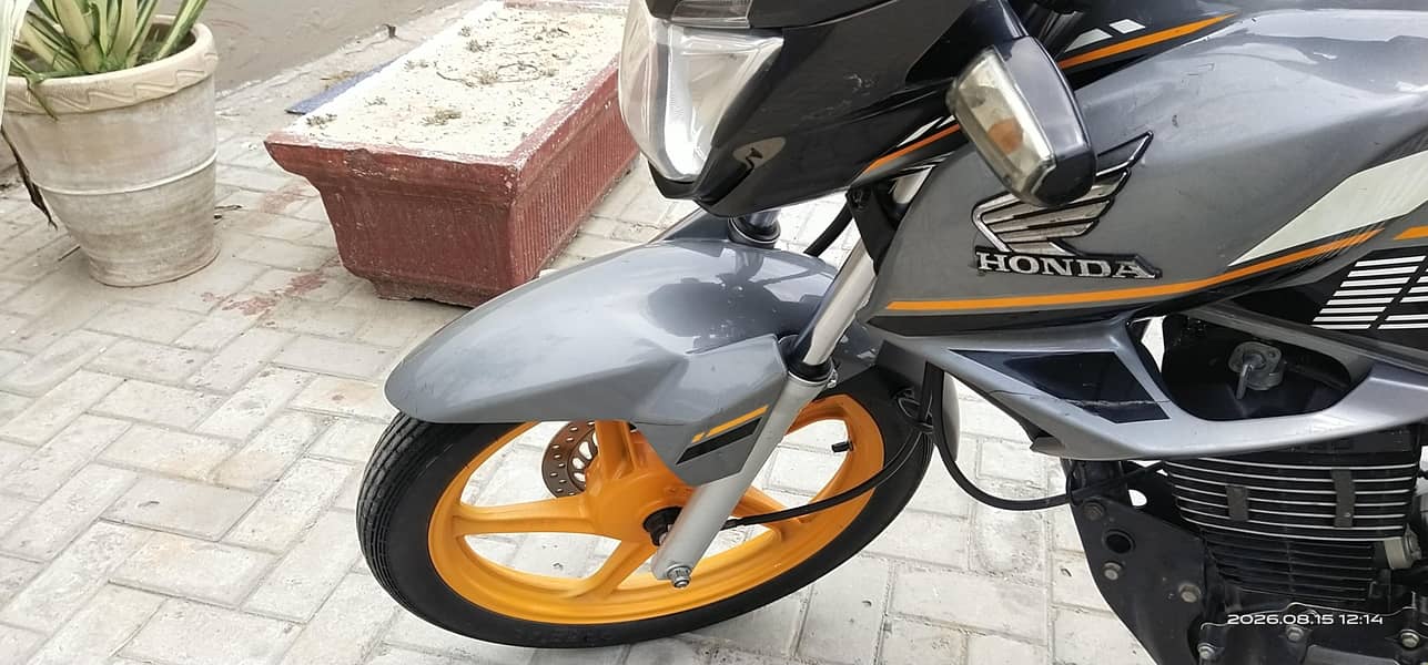 CB 150f 8