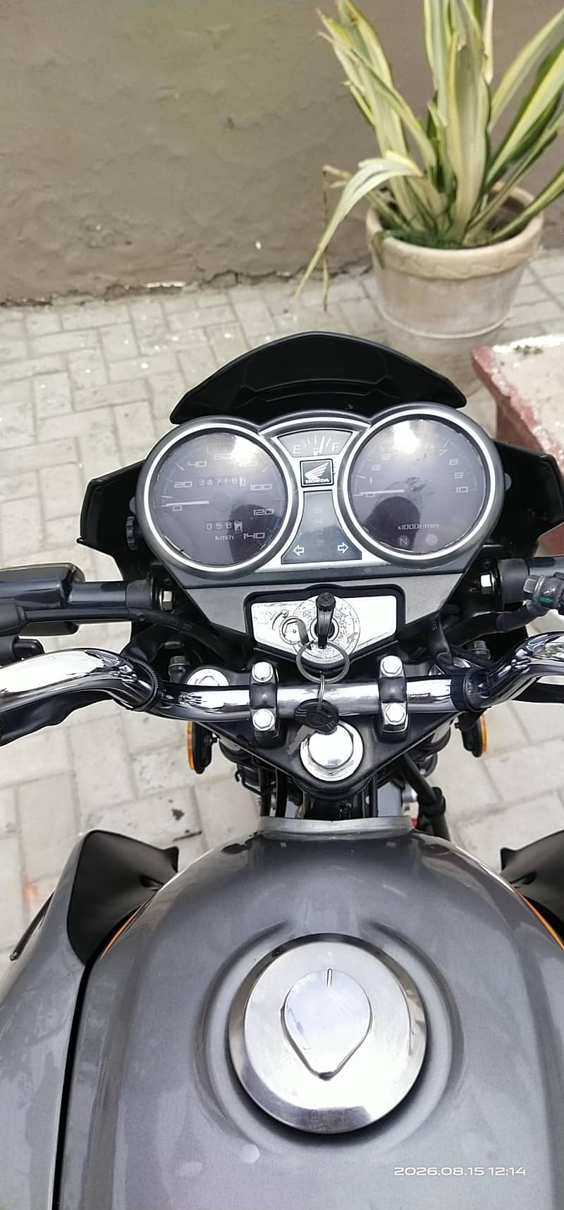 CB 150f 10