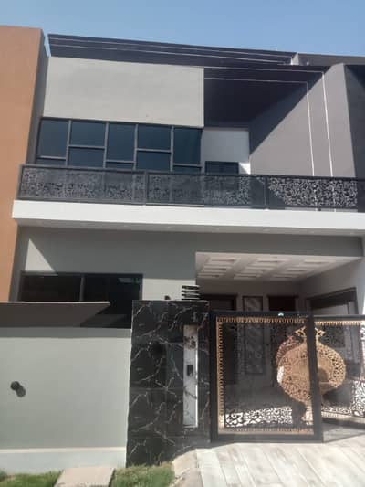 Prime Location 5 Marla House For Sale In Buch Villas Phase 2 - Manik Block Multan
