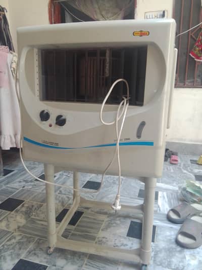 used 10/8 jaliyan agr new lgani hain to LGA Lyn baqi waisy Bhai achi
