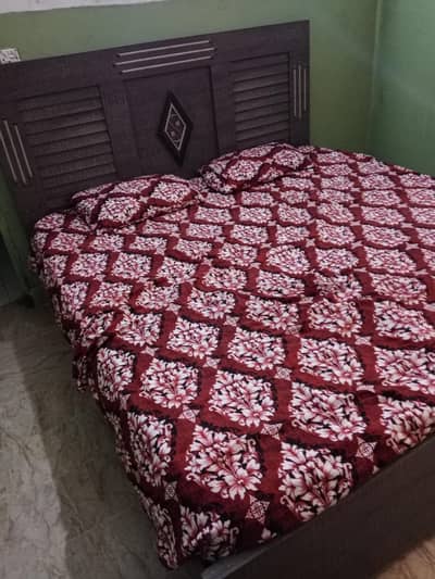 King Size Wooden Bed with Spring Matress