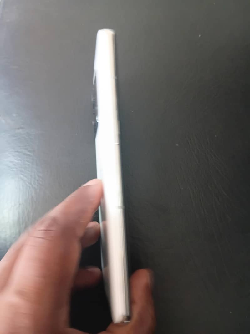One Plus 10 Pro 3