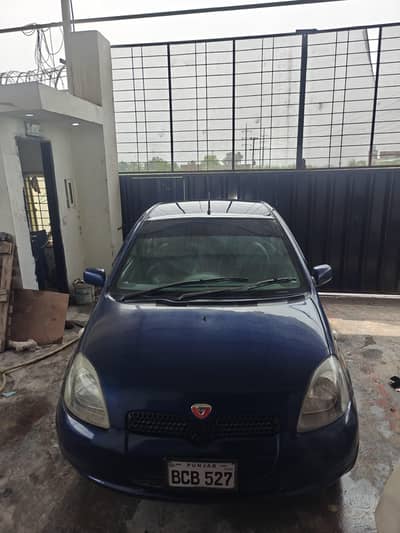 Toyota Vitz 2000