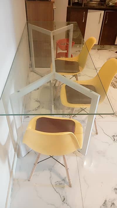 luxury dining table large size with four chairs