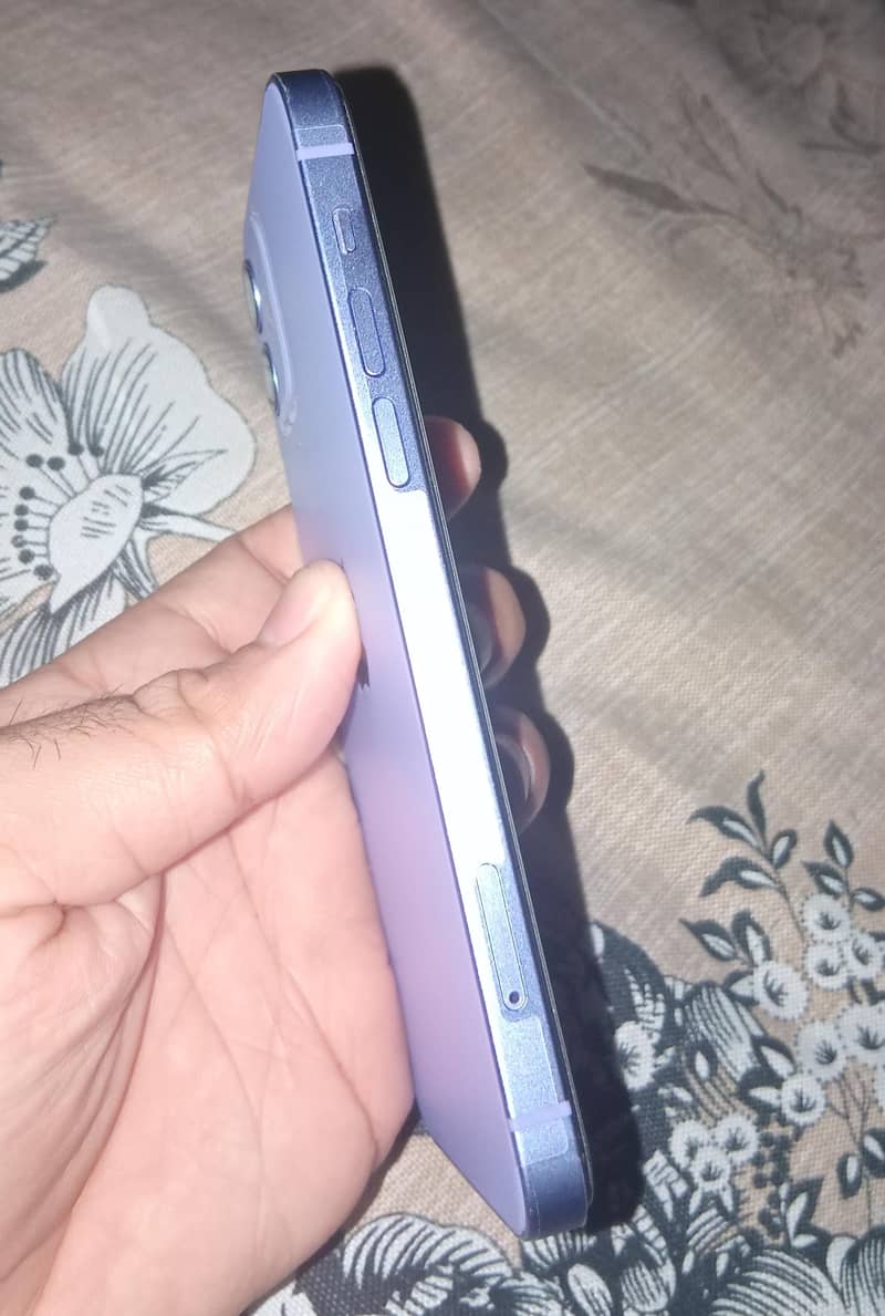 Apple iPhone 12 3