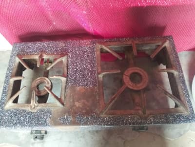 Used 2 Burner Gas Stove / Chulha for Sale