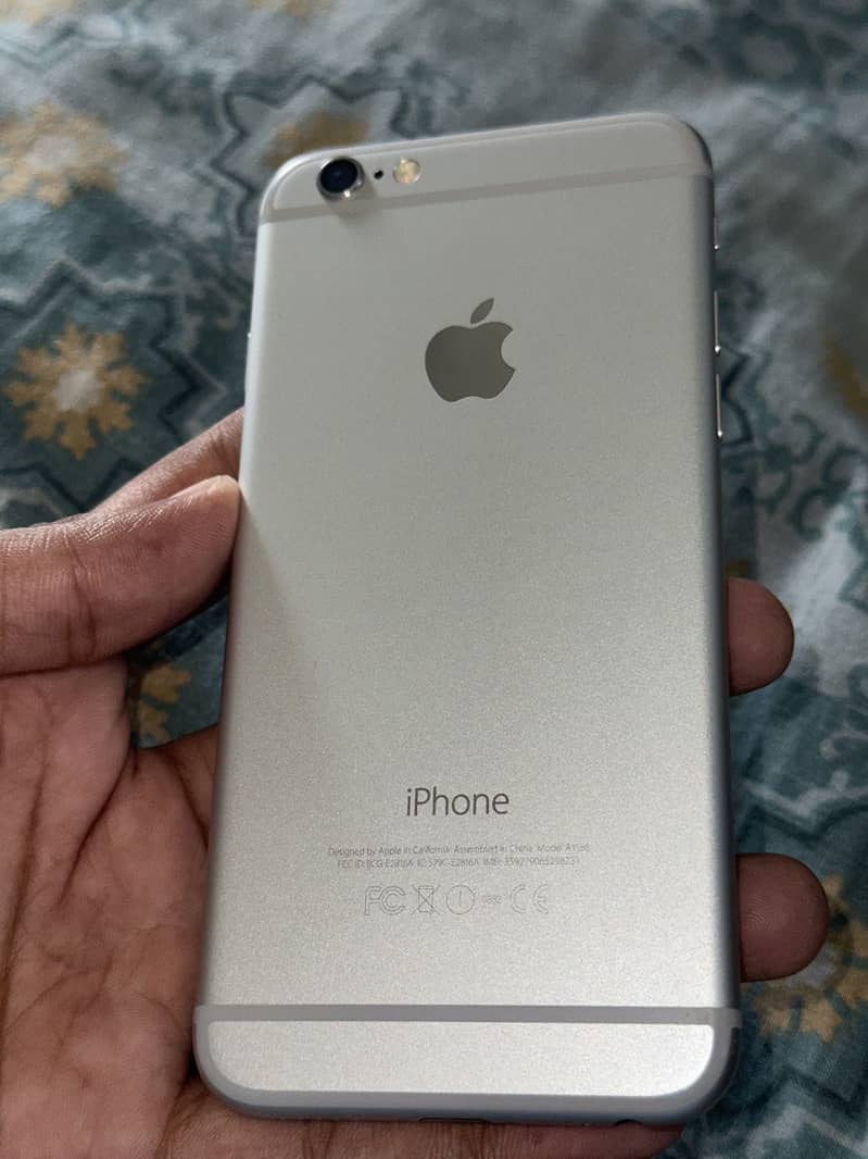 Apple iPhone 6 0