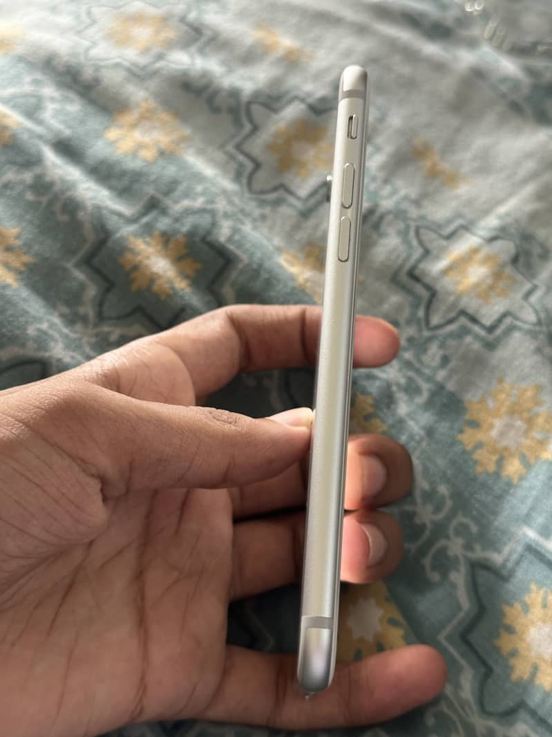 Apple iPhone 6 5