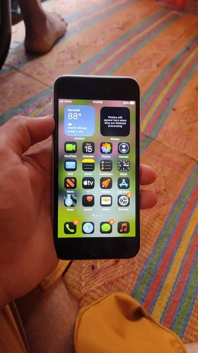 apple se 2 official pta approved 64gb 77origional health