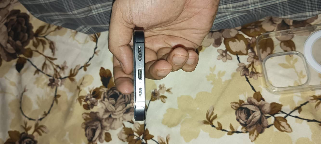 Apple iPhone 13 Pro 7