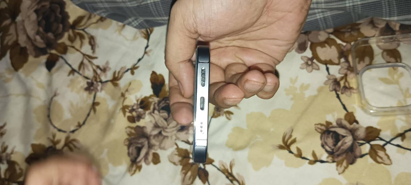 Apple iPhone 13 Pro 11