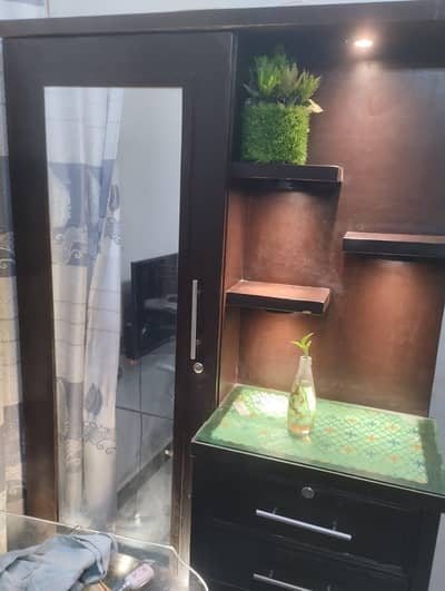 Dressing table and wardrobe