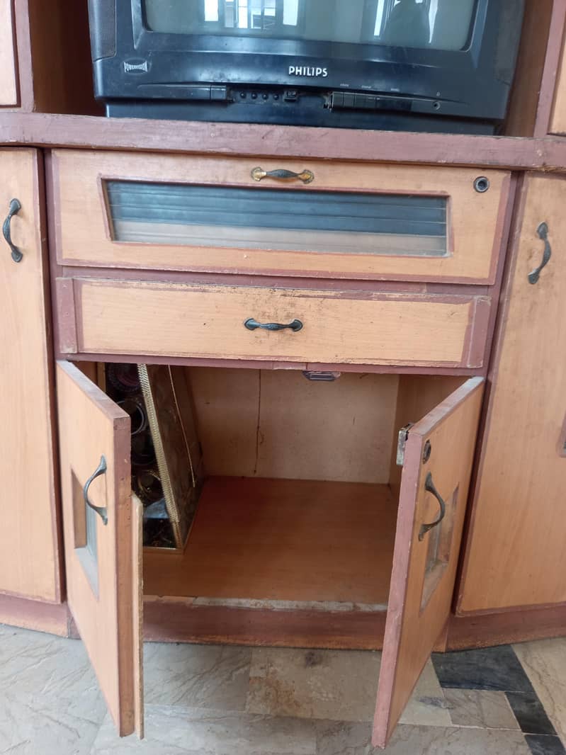 Showcase Divider 1