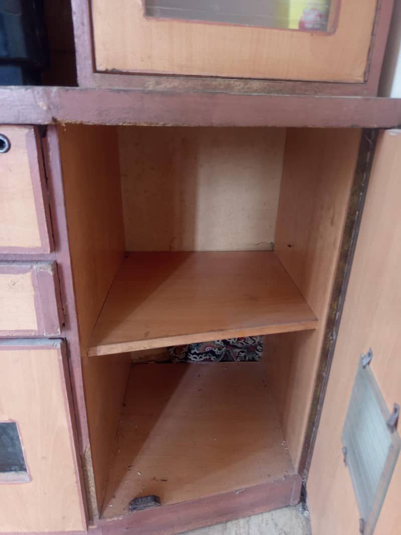Showcase Divider 2