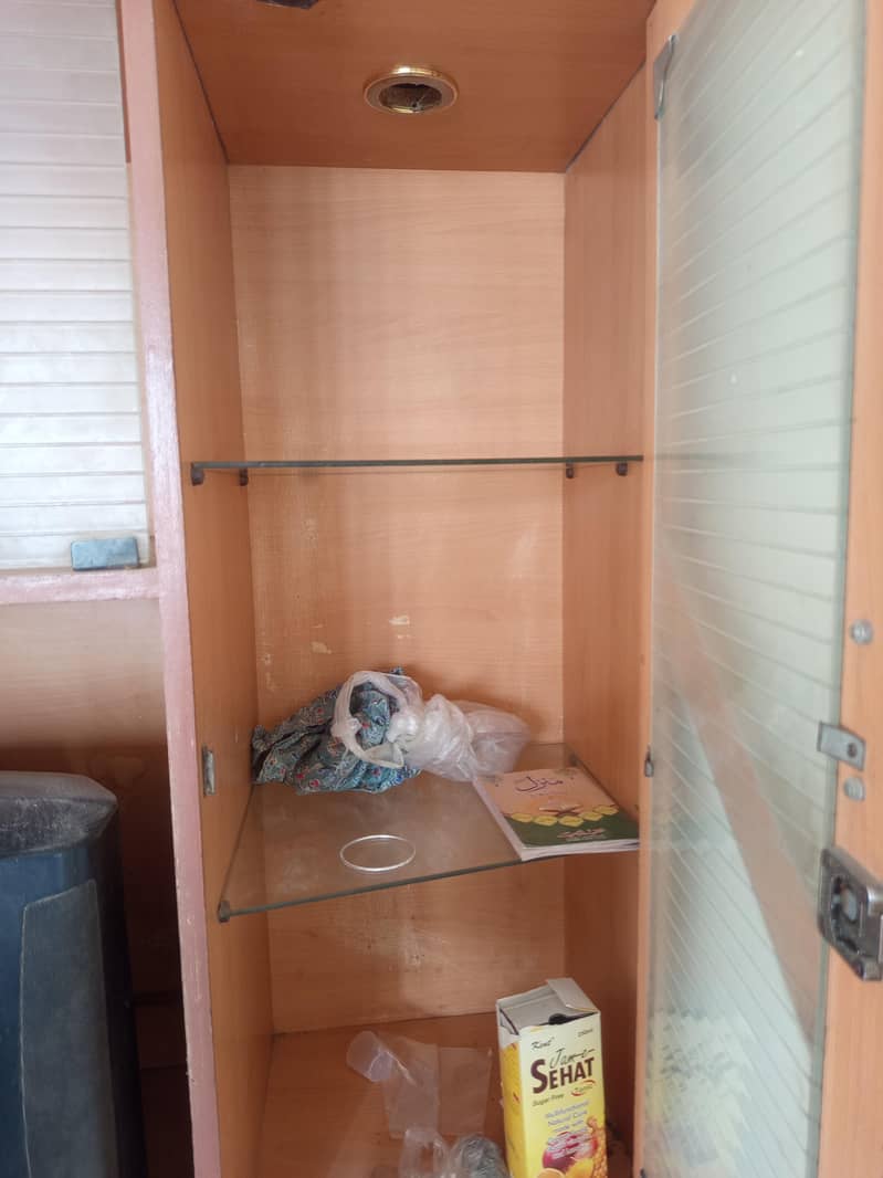 Showcase Divider 4