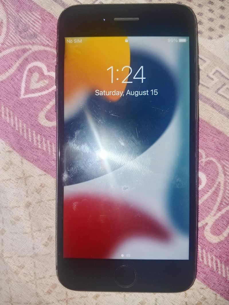 Apple iPhone 7 1