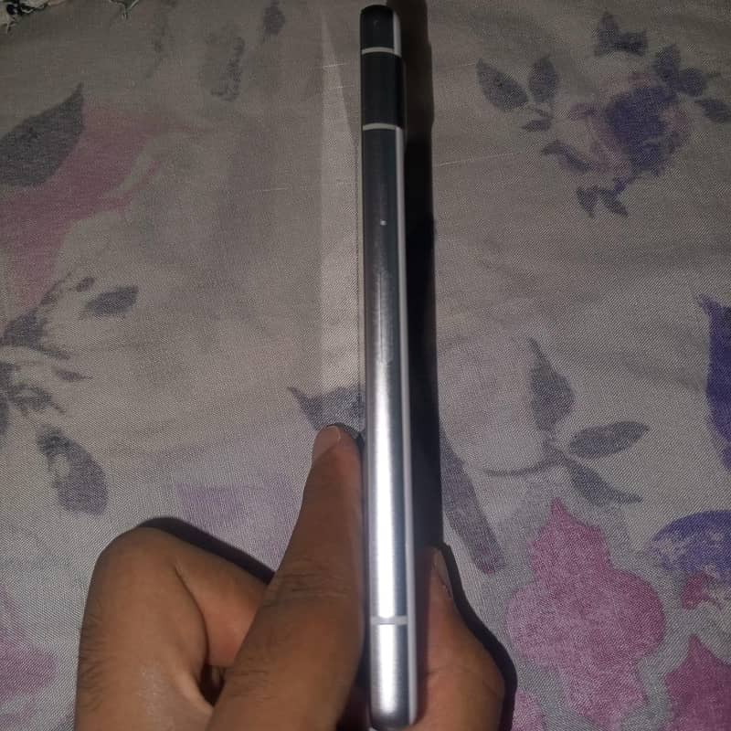 Google Pixel 7a 2