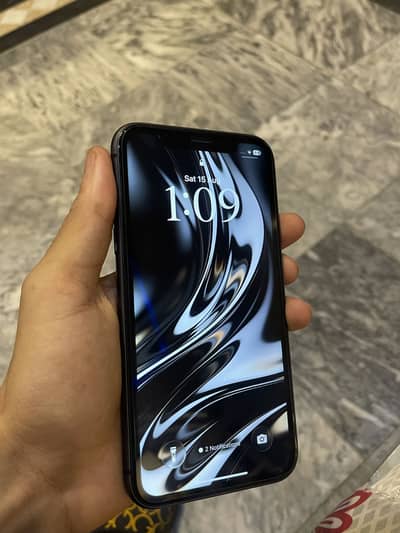 Apple iPhone 11