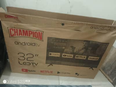 Champion 32 Inch Smart Android LED TV - Excellent Condition with Box