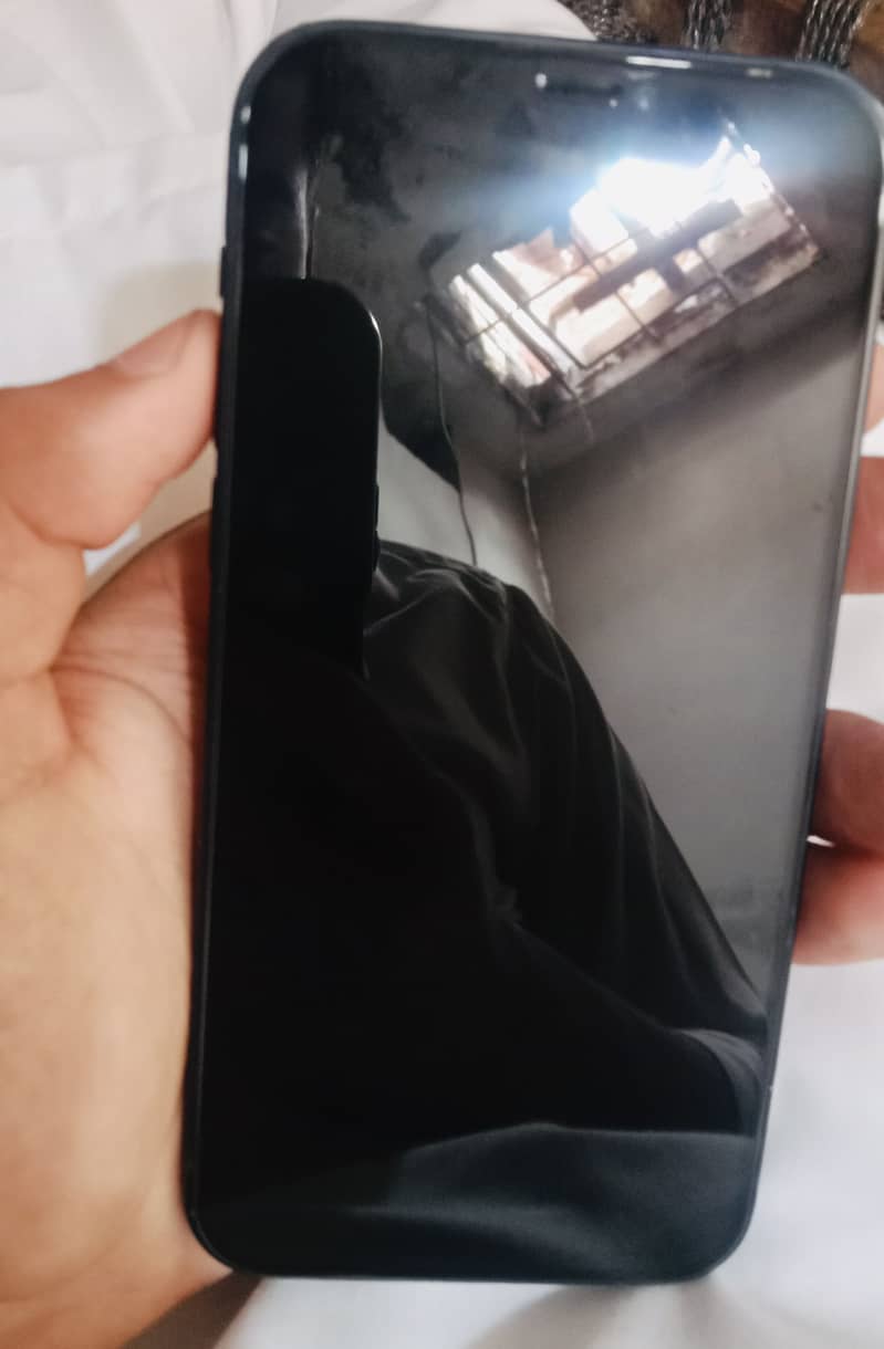 Apple iPhone 12 1