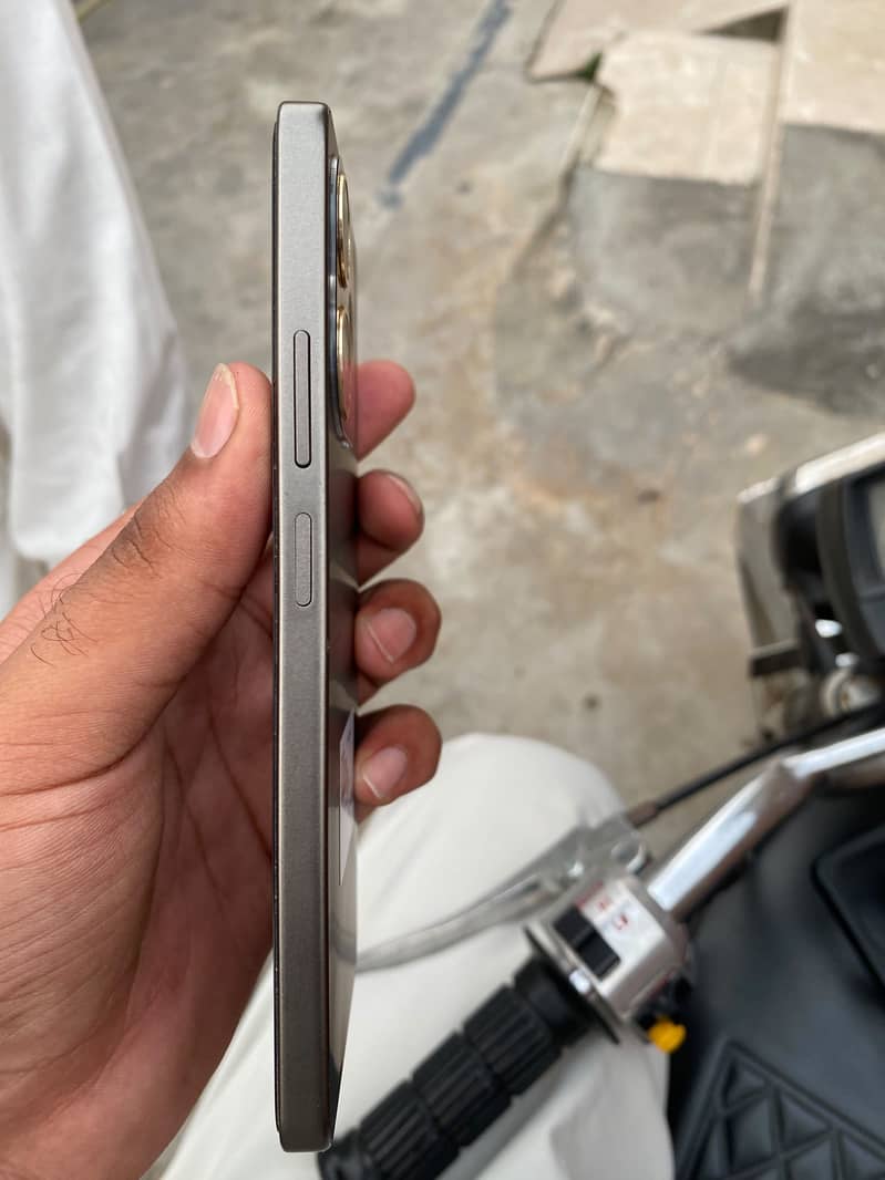 OPPO A5 Pro 1