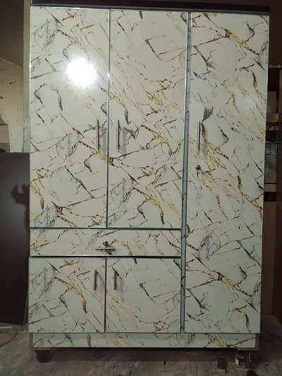 Mini 3 doors wardrobe