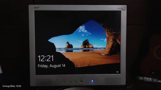 Acer LCD (Monitor) with speakers "15" inches