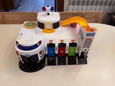 Tayo Emergency Rescue Center Playset – Used / Fully Functional