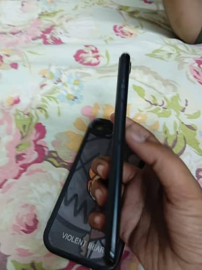 Apple iPhone SE