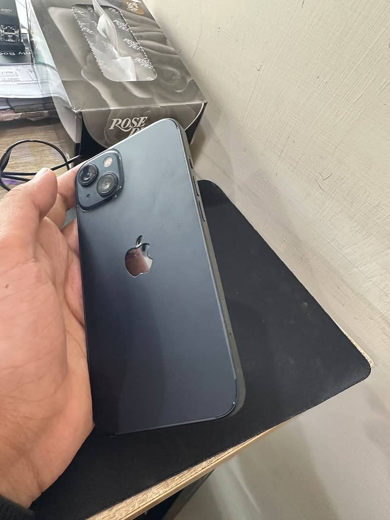 Apple iPhone 13 3