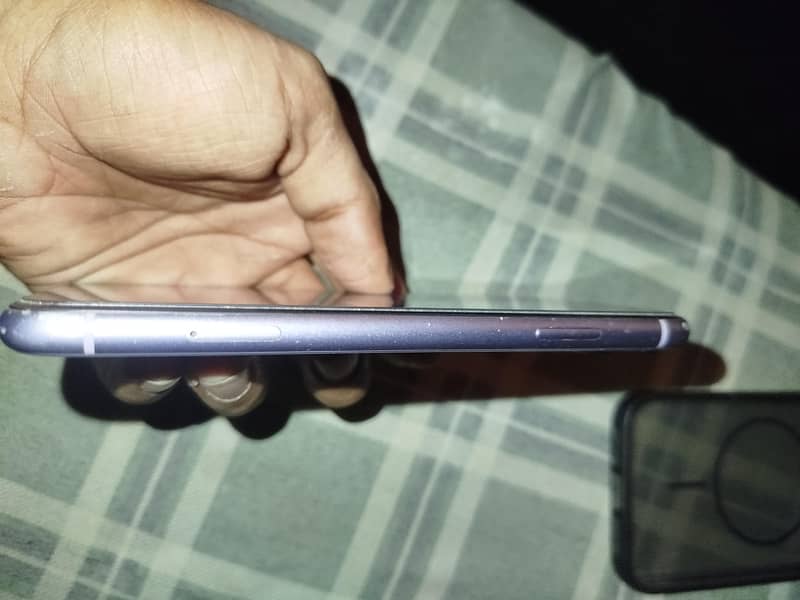 Apple iPhone 11 2
