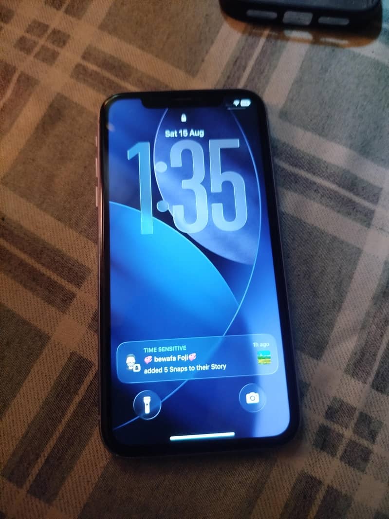 Apple iPhone 11 3