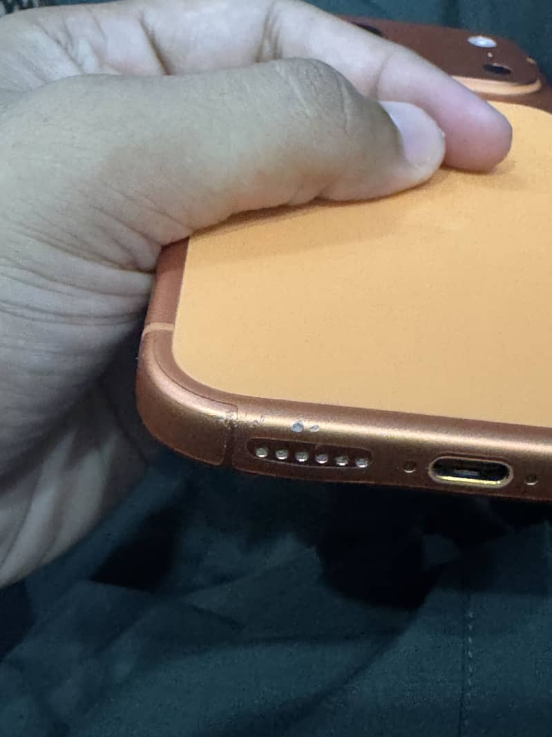 Apple iPhone 17 Pro Max 3