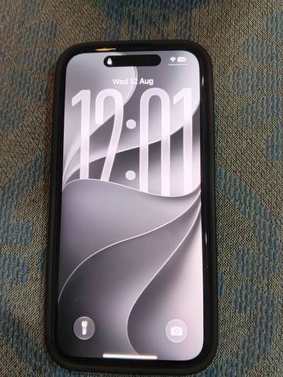 Apple iPhone 15