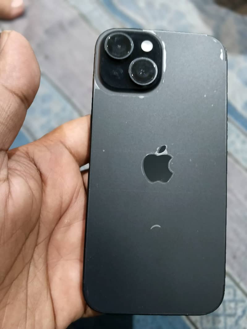Apple iPhone 15 2