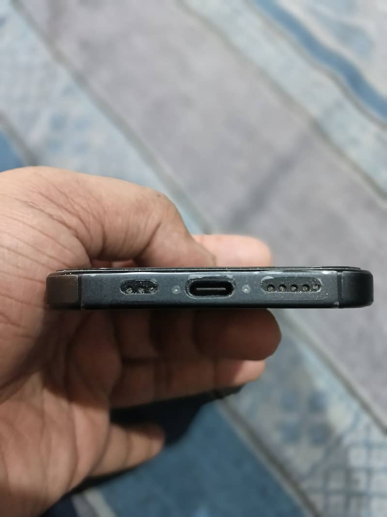 Apple iPhone 15 3