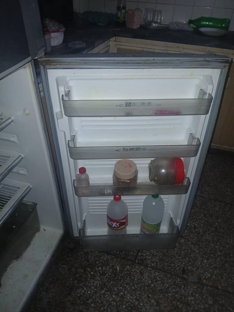 Fridge 0