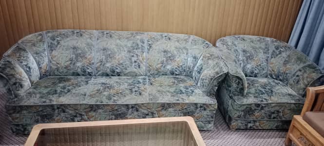 7 seater sofa set ha full new condition ha aur 10/10
